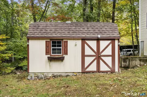 Exterior - 43 Robinhood Dr, Gales Ferry, CT 06335 photo 6 of 6