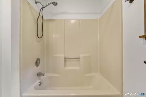 Bath - 43 Robinhood Dr, Gales Ferry, CT 06335 photo 4 of 4
