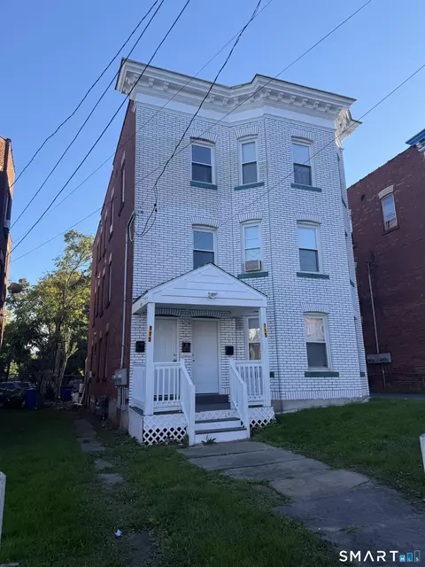 113-115 Shultas Pl, Hartford, CT 06114