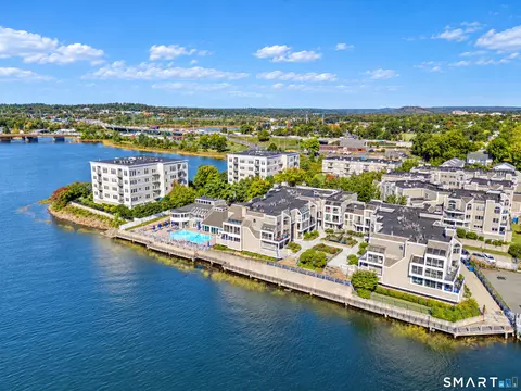 68 Harbour Close Close #68, New Haven, CT 06519