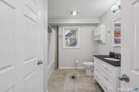 Bath - 42 View Dr, Thomaston, CT 06787 photo 1 of 3