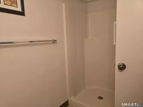 Bath - 365 Mather St #208, Hamden, CT 06514 photo 4 of 4
