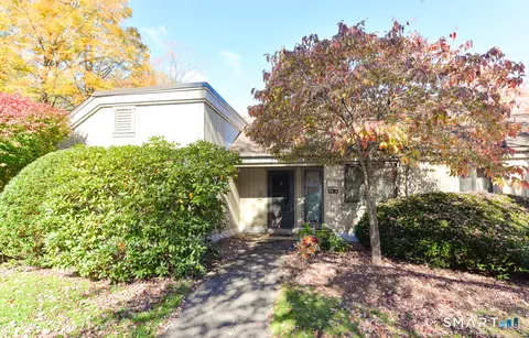 26 Heritage Vlg #A, Southbury, CT 06488