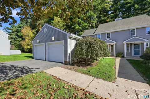 2 Suffolk Rd #2, Glastonbury, CT 06073