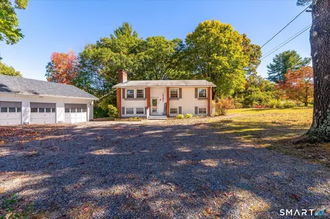 Exterior - 144 Pickett Rd, Plainfield, CT 06374 photo 2 of 10