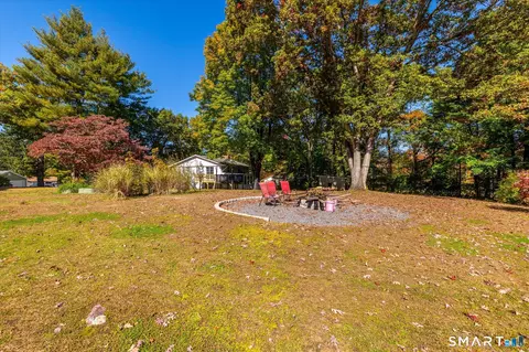 Exterior - 144 Pickett Rd, Plainfield, CT 06374 photo 5 of 10
