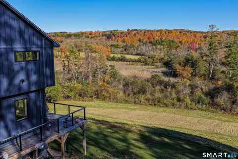 202 Sharon Valley Rd, Sharon, CT 06069