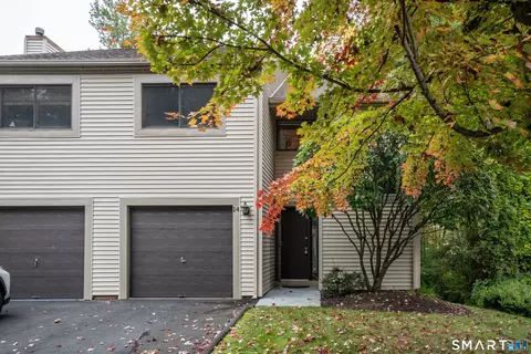 14 Woodbury Ln #14, West Hartford, CT 06117