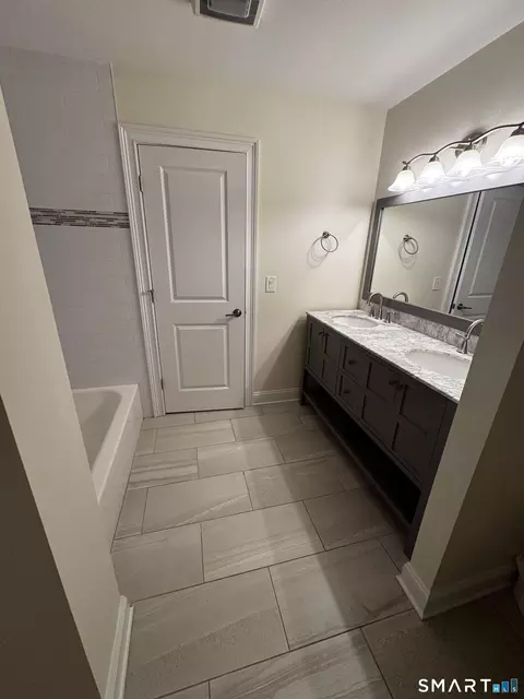 Bath - 6 Cascade Cir #6, Monroe, CT 06468 photo 2 of 2