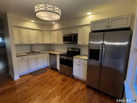 Kitchen - 6 Cascade Cir #6, Monroe, CT 06468 photo 1 of 3