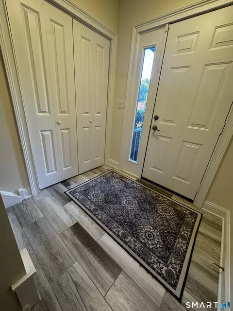 Entry Way - 6 Cascade Cir #6, Monroe, CT 06468 photo 1 of 2