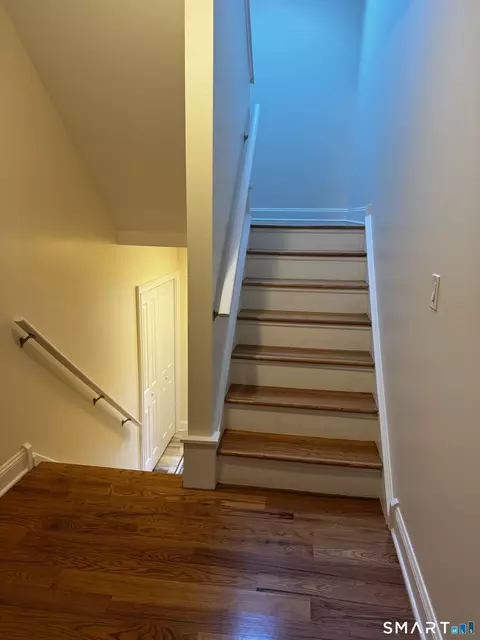 Entry Way - 6 Cascade Cir #6, Monroe, CT 06468 photo 2 of 2