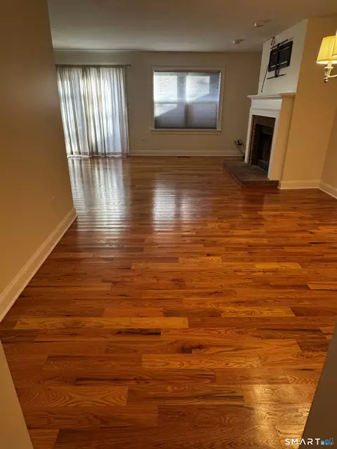 Living - 6 Cascade Cir #6, Monroe, CT 06468 photo 1 of 3