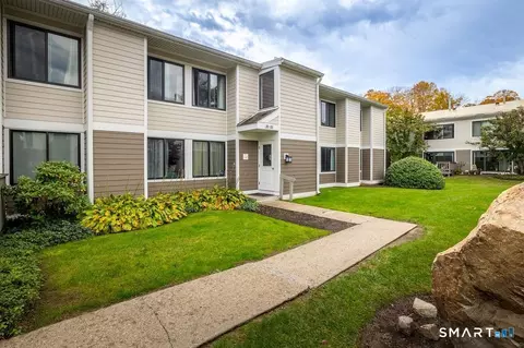 33 Olcott Way #33, Ridgefield, CT 06877