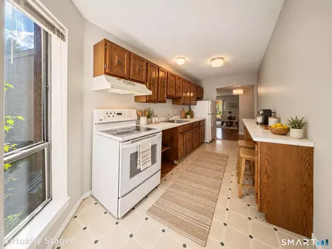 Undisclosed, Farmington, CT 06032