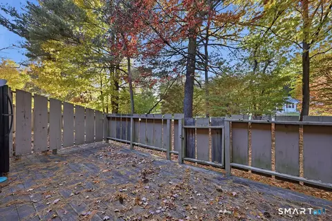 Exterior - 11 Sutton Pl #11, Bloomfield, CT 06002 photo 5 of 5