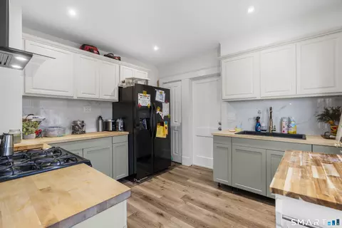 Kitchen - 48 Smith St, West Haven, CT 06516 photo 1 of 5