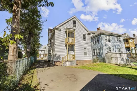 Exterior - 48 Smith St, West Haven, CT 06516 photo 6 of 9