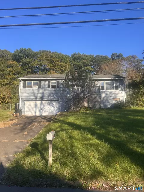 77 John St, East Haven, CT 06513