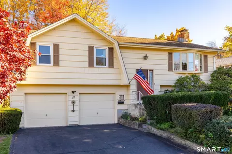 12 Nathan Hale Dr, Newington, CT 06111