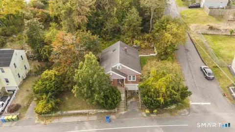 47 Stillson Rd, Waterbury, CT 06705