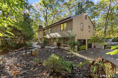 Exterior - 34 Dorethy Rd, Redding, CT 06896 photo 6 of 12