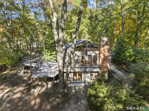 Exterior - 34 Dorethy Rd, Redding, CT 06896 photo 1 of 12