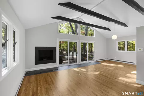 Living - 34 Dorethy Rd, Redding, CT 06896 photo 2 of 4