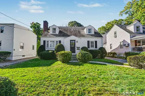 179 Seaside Ave, Stamford, CT 06902