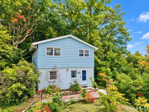 114 Short Beach Rd, Branford, CT 06405