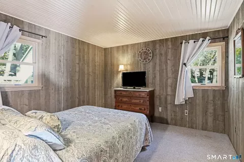 Bedroom - 643 Forest Rd, Suffield, CT 06093 photo 1 of 2
