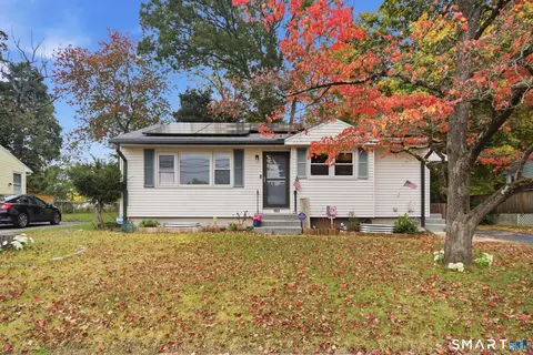 163 Roxbury Rd, East Hartford, CT 06118