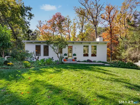 9 Princes Pine Rd, Norwalk, CT 06850