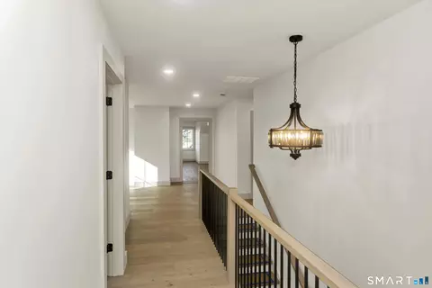 Entry Way - 520 E St N, Suffield, CT 06078 photo 2 of 2