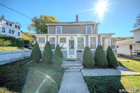 25 Elm St, Ansonia, CT 06401