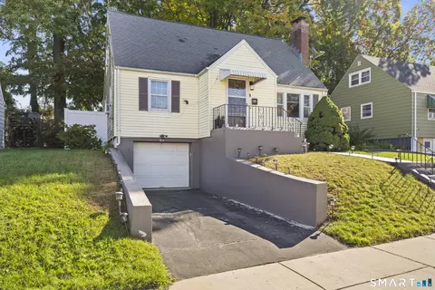 88 Hollywood Ave, West Hartford, CT 06110