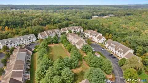 View/Area - 15 Freedom Way #83, Niantic, CT 06357 photo 2 of 2