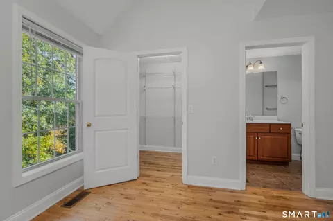 Bedroom - 15 Freedom Way #83, Niantic, CT 06357 photo 3 of 7
