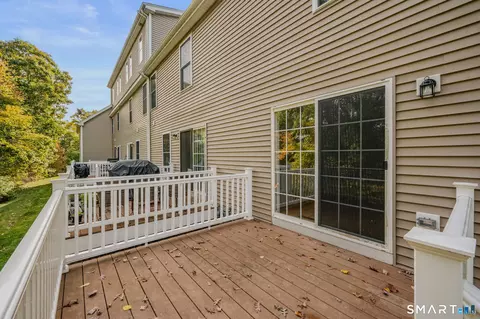 Exterior - 15 Freedom Way #83, Niantic, CT 06357 photo 5 of 7