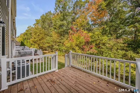 Exterior - 15 Freedom Way #83, Niantic, CT 06357 photo 4 of 7