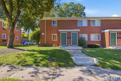 444 Middle Tpke W #72, Manchester, CT 06040