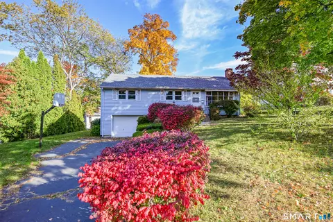 260 Nicholson St, Newington, CT 06111