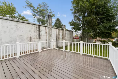 Exterior - 24 High St, West Haven, CT 06516 photo 3 of 6