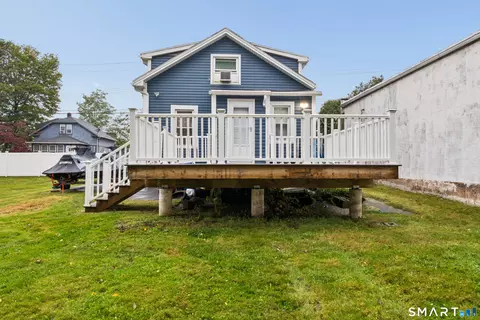 Exterior - 24 High St, West Haven, CT 06516 photo 5 of 6