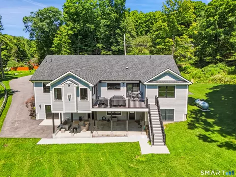 121 Aunt Hack Rd, Danbury, CT 06811 photo 5
