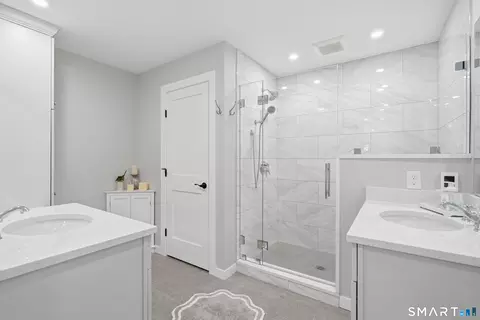 121 Aunt Hack Rd, Danbury, CT 06811 photo 21
