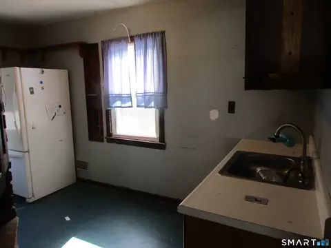 Kitchen - 34 Devonshire Rd, Milford, CT 06460 photo 1 of 3