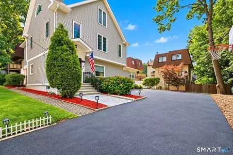 128 Van Buskirk Ave, Stamford, CT 06902