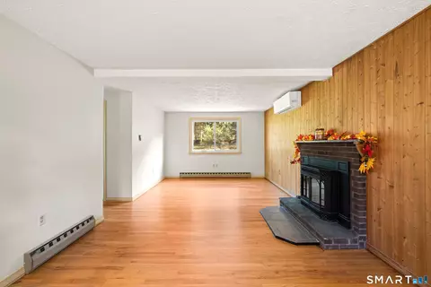 Living - 35 Egypt Rd, Ellington, CT 06029 photo 4 of 4
