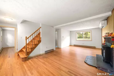 Living - 35 Egypt Rd, Ellington, CT 06029 photo 3 of 4